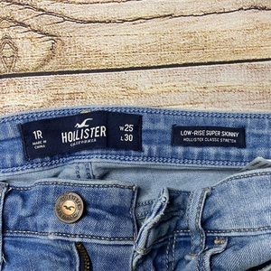 Hollister jeans